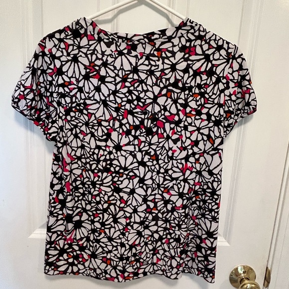 Top - Picture 2 of 2